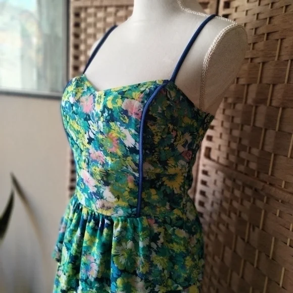 Sugarlips Floral Dress - Picture 3 of 13